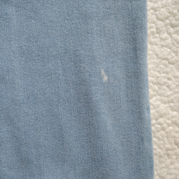 *NWOT* Celebrity Pink Women's Size 25 Light Wash Distressed Cropped Jeans - Picture 8 of 11